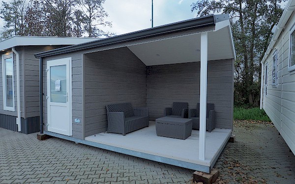 Ein Gartenhaus von De Bergjes Chalets & Caravans-2