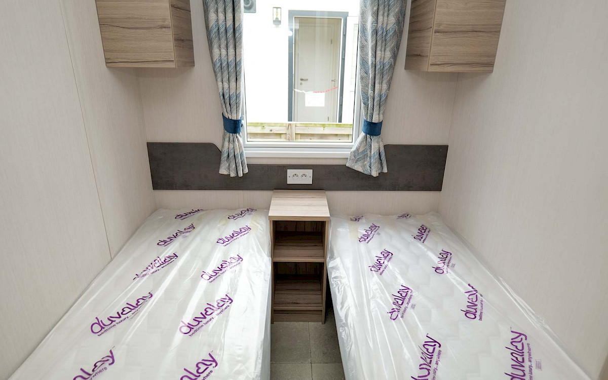 Swift Bordeaux 1200/3