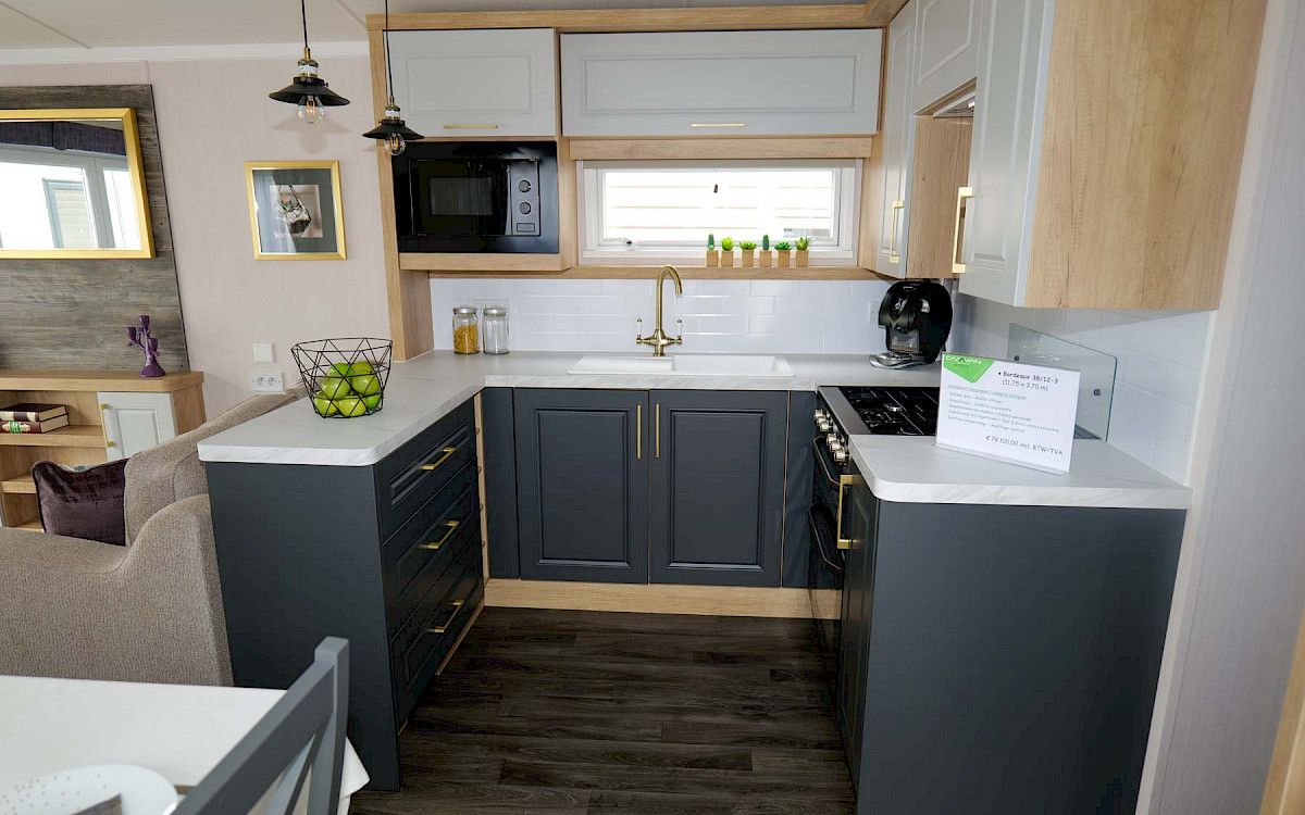 Swift Bordeaux 1200/3